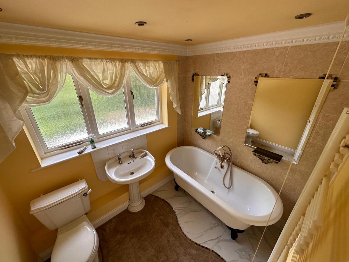 Reemdale Manor - Fulwood Row Preston Pr25Rw Hotel Grimsargh ภายนอก รูปภาพ
